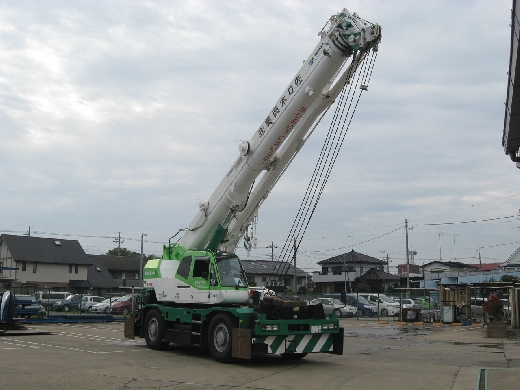 25ｔラフタークレーン(タダノ)