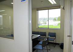 新社屋・分煙とし各階に喫煙室設置